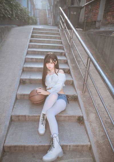 2个吃奶一个添下面视频_电影在线观看免费
