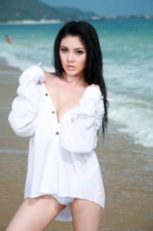 雪山飞狐85版_BD英语手机在线观看