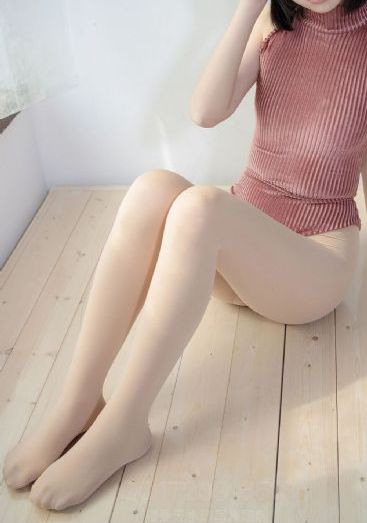 和黑人同居_高清完整版